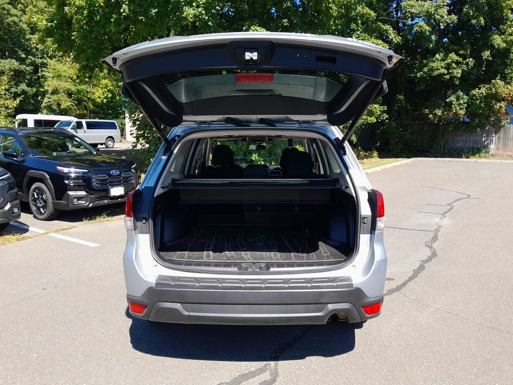 Used 2022 Subaru Forester Premium AWD/4WD image 32
