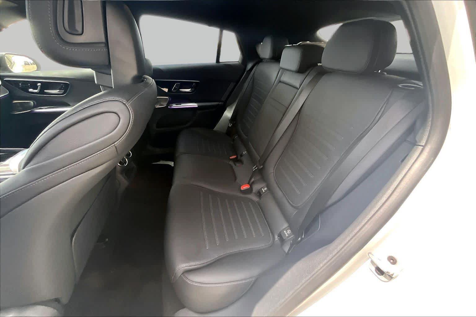 Used 2026 Mercedes-Benz GLC 300 4MATIC image 21