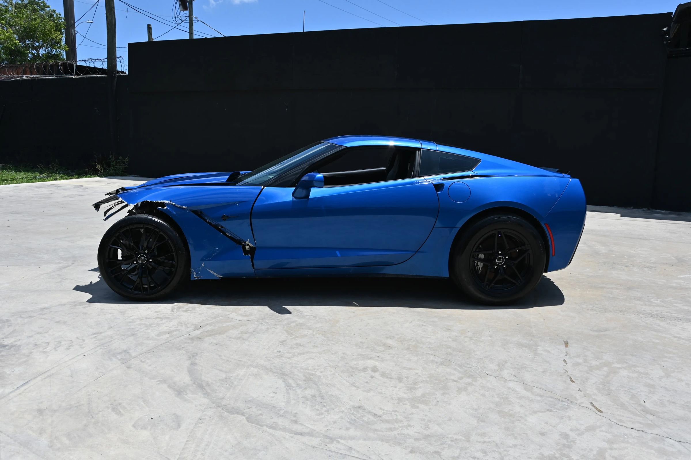 Used 2015 Chevrolet Corvette Stingray Coupe RWD image 7