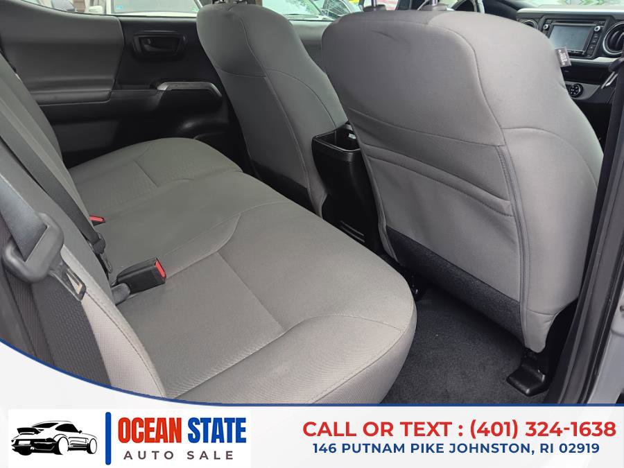 Used 2016 Toyota Tacoma SR image 11