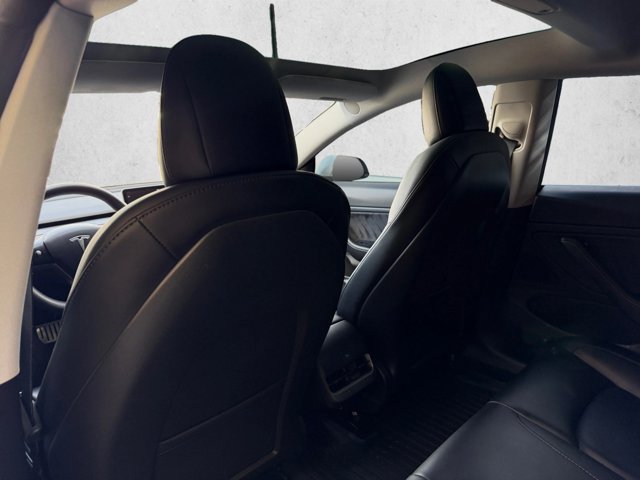 Used 2021 Tesla Model 3 Performance AWD/4WD image 18