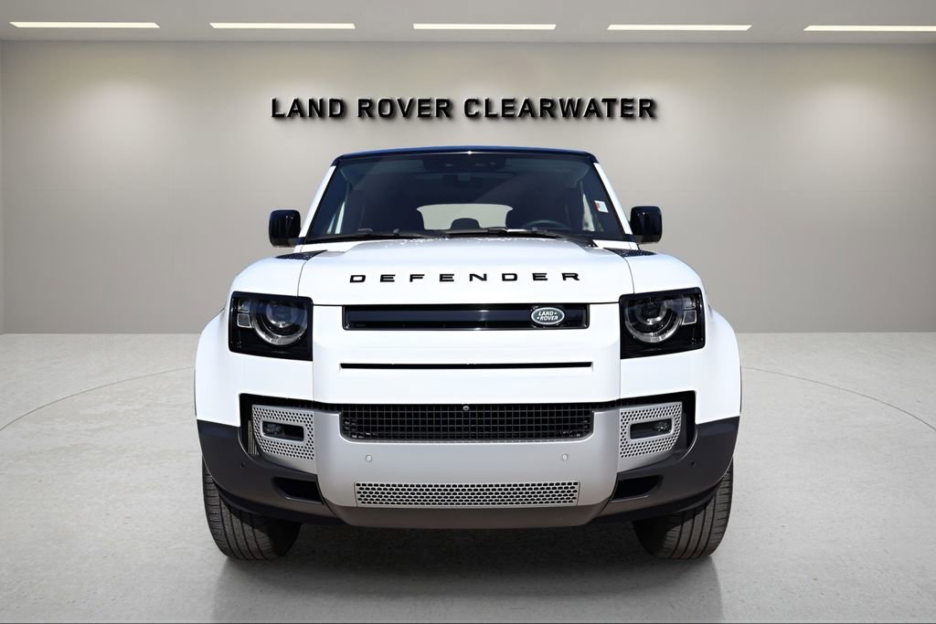 Used 2024 Land Rover Defender 110 S AWD/4WD image 7