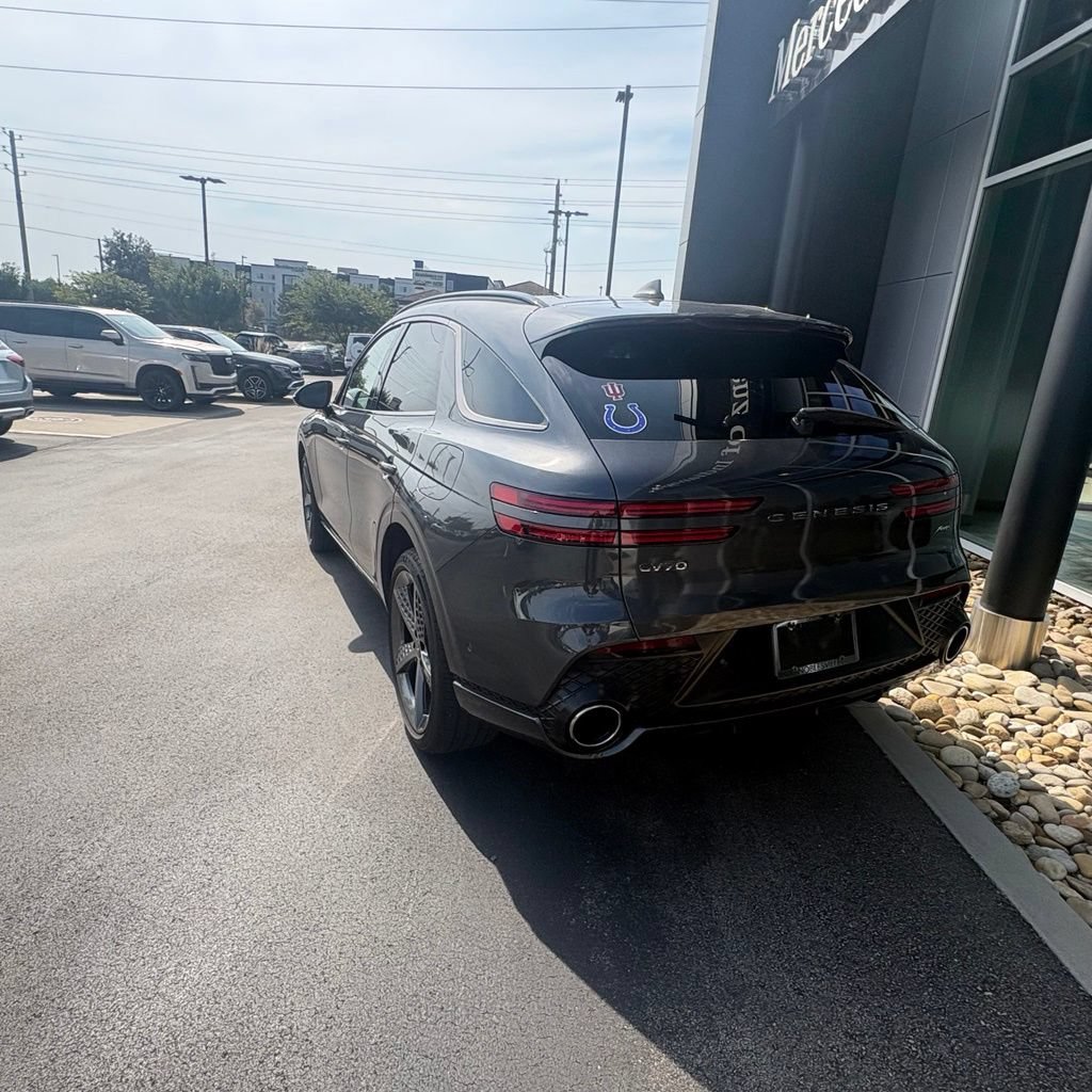 Used 2023 Genesis GV70 2.5T w/ Sport Prestige Package AWD/4WD image 8