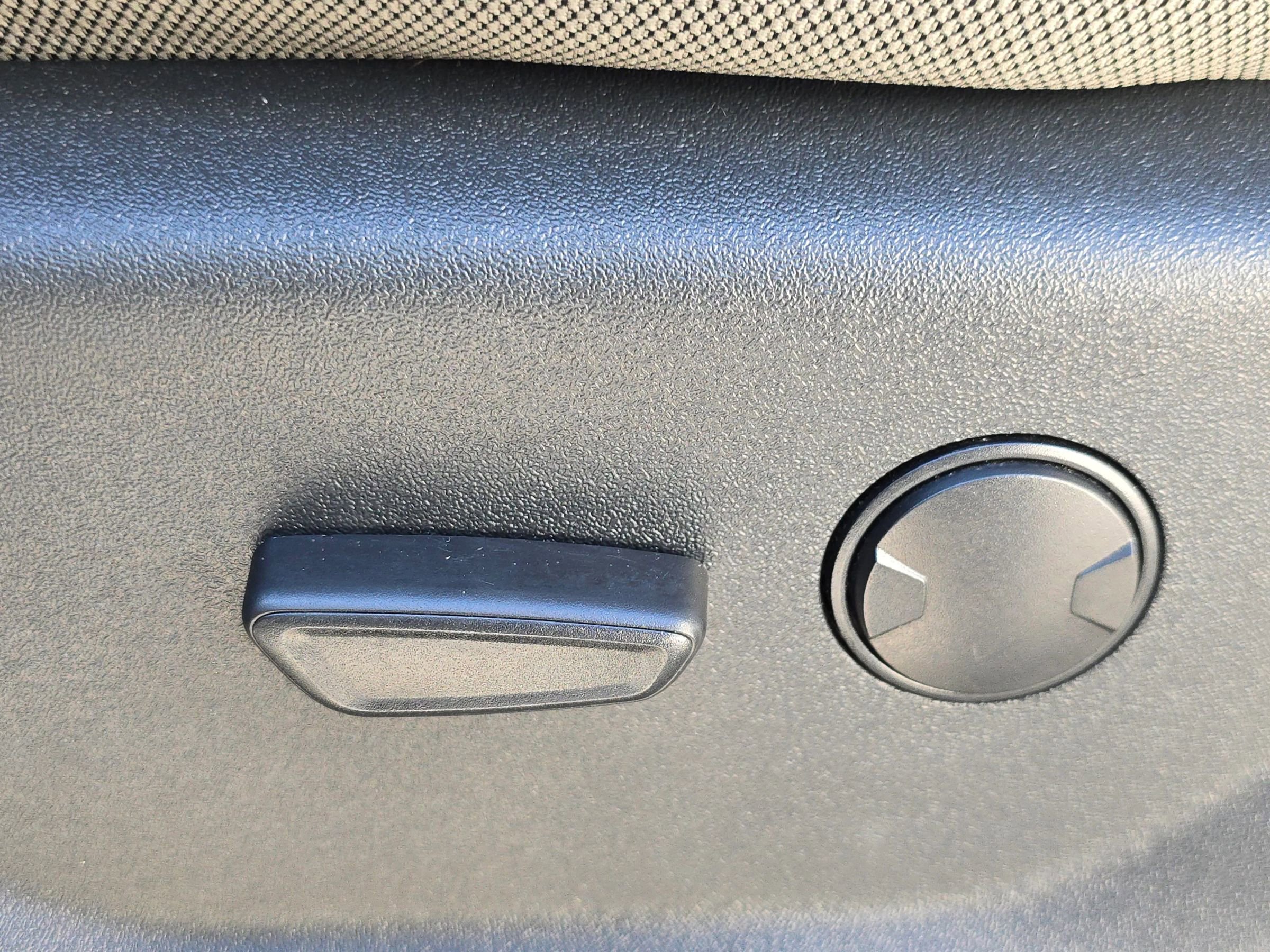 Used 2022 Ford F250 XLT w/ XLT Value Package image 21