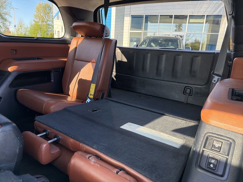 Used 2012 Toyota Sequoia Platinum AWD/4WD image 29
