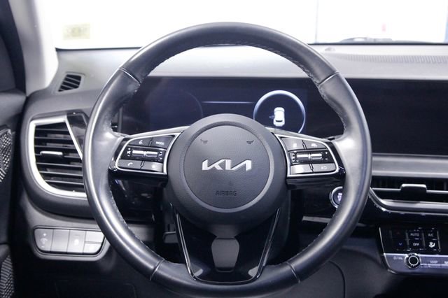 Used 2024 Kia Seltos S AWD/4WD image 15