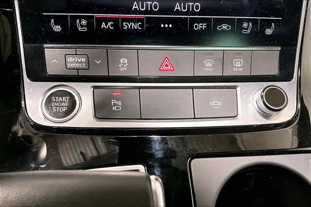 Certified 2023 Audi Q8 Premium Plus w/ Premium Plus Package AWD/4WD image 17