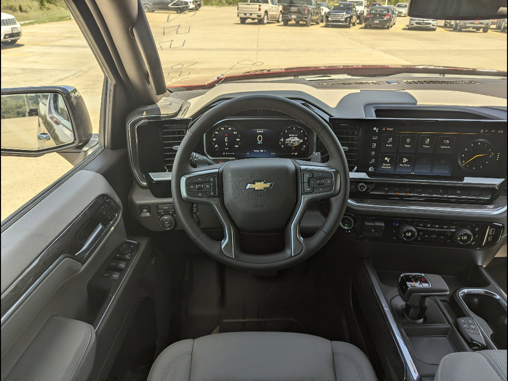 New 2026 Chevrolet Silverado 1500 LTZ w/ LTZ Convenience Package II AWD/4WD image 3