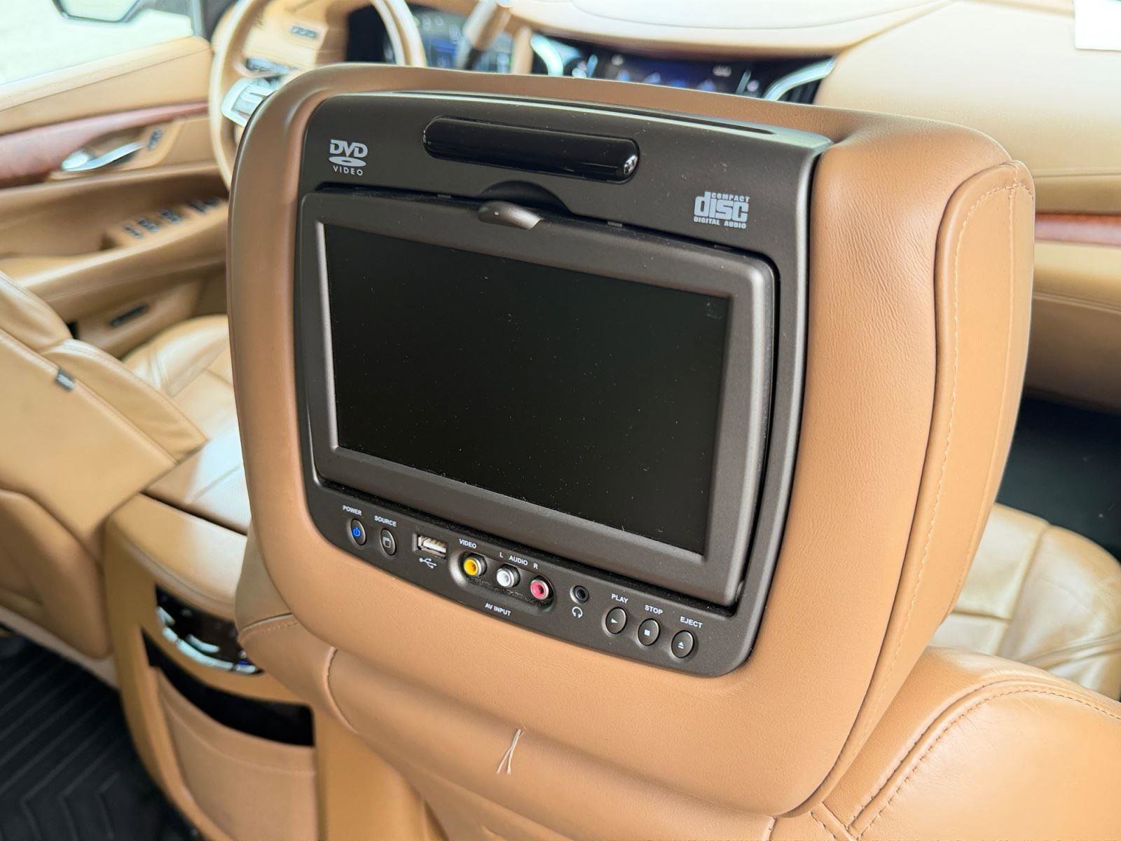 Used 2016 Cadillac Escalade Platinum AWD/4WD image 49