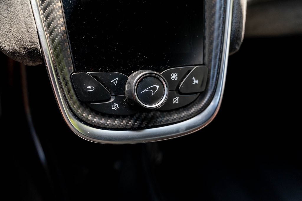 Used 2019 McLaren 600LT RWD image 75