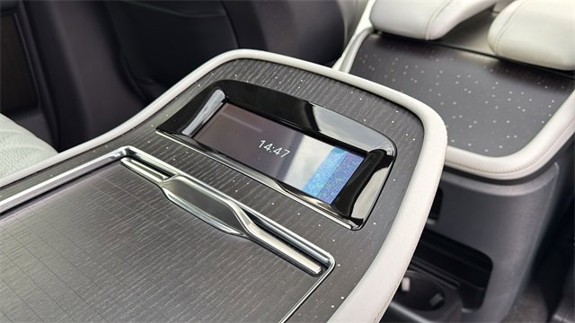 New 2026 Lincoln Navigator L Black Label image 15