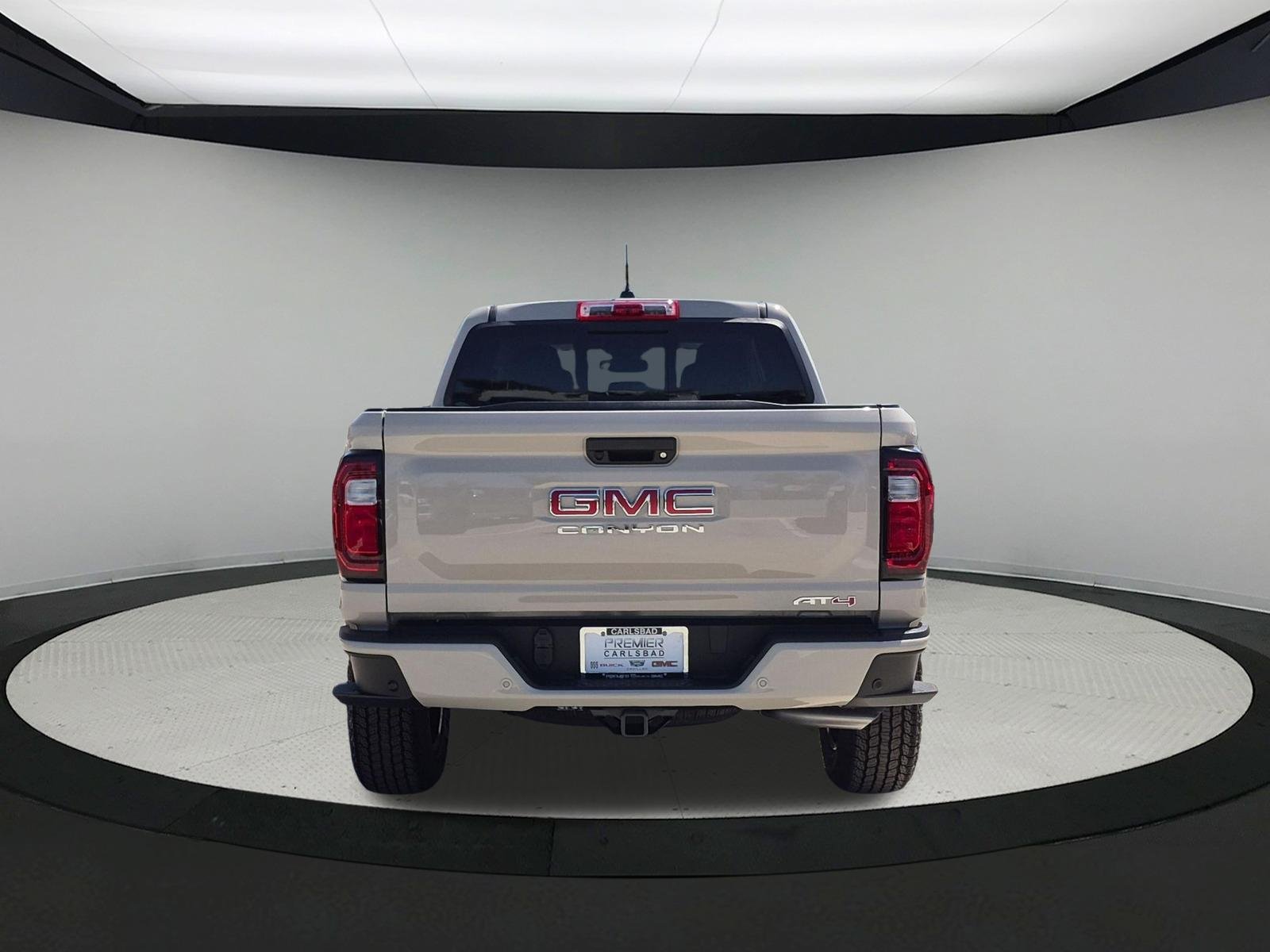 New 2026 GMC Canyon AT4 AWD/4WD image 4