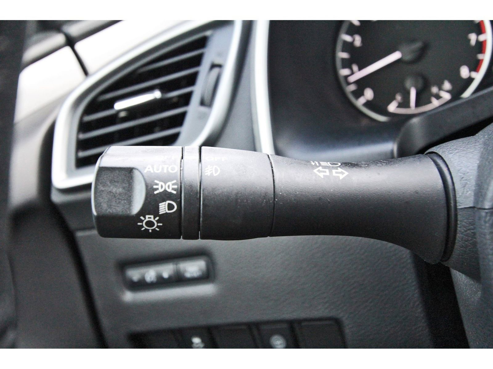 Used 2024 Nissan Murano SV w/ SV Midnight Edition Package image 20