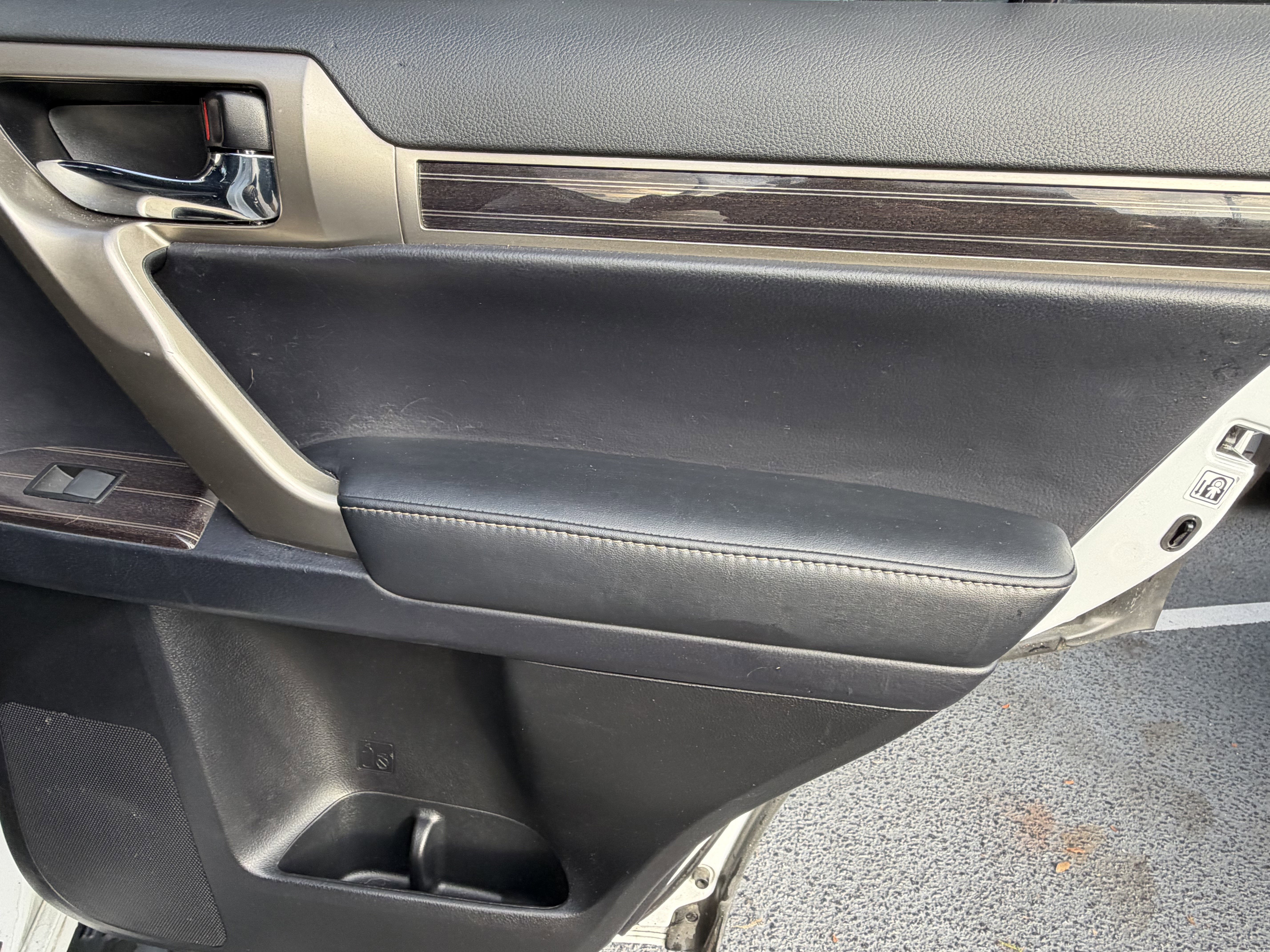 Certified 2020 Lexus GX 460 Premium w/ Premium Package AWD/4WD image 39