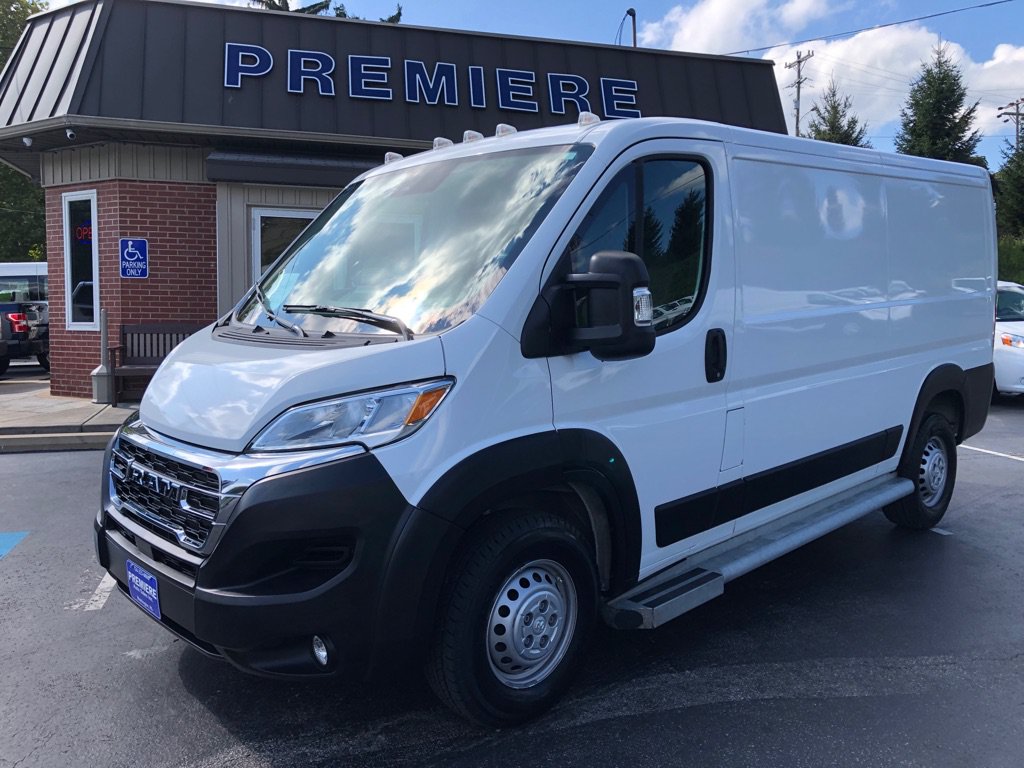 Used 2025 RAM ProMaster 2500 w/ U-Haul Equipment Group FWD image 10
