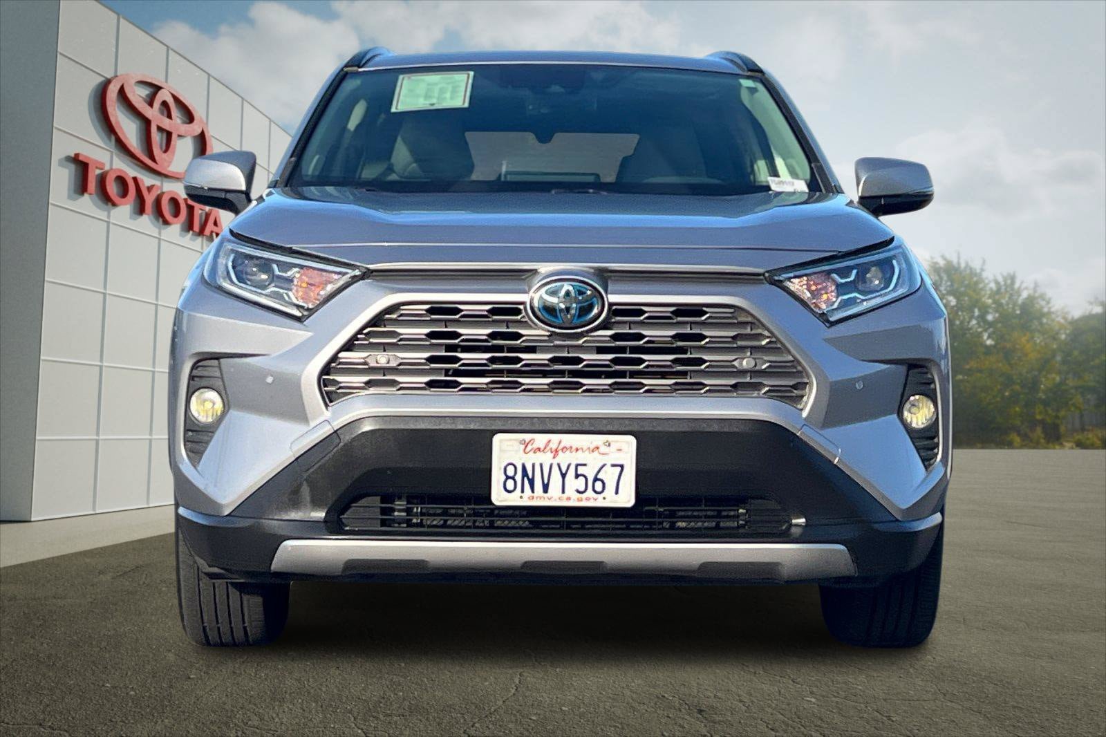Certified 2019 Toyota RAV4 Limited w/ Carpet Mat Package AWD/4WD image 8