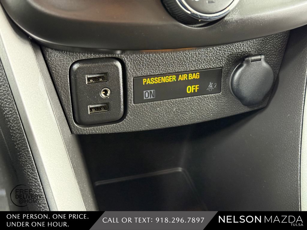 Used 2020 Chevrolet Trax LT w/ Redline Edition image 33