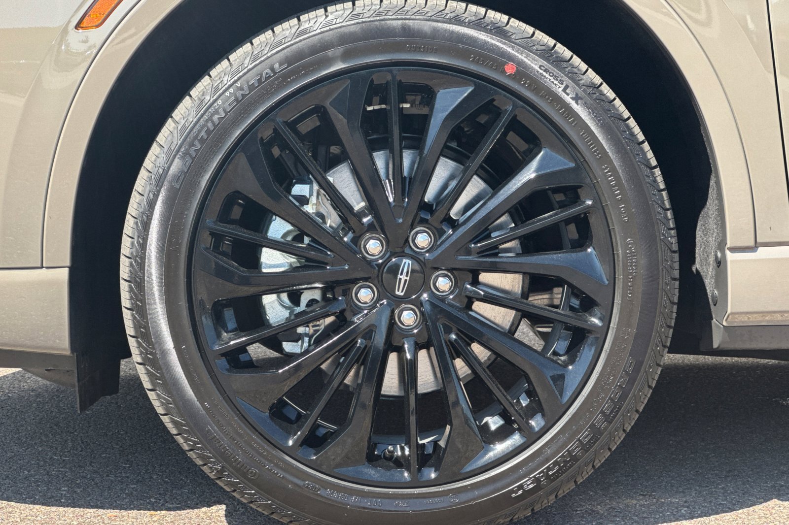 New 2025 Lincoln Corsair Grand Touring w/ Equipment Group 302A image 25