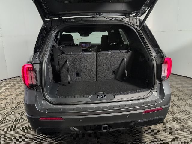New 2026 Ford Explorer ST-Line w/ ST-Line Street Pack image 6