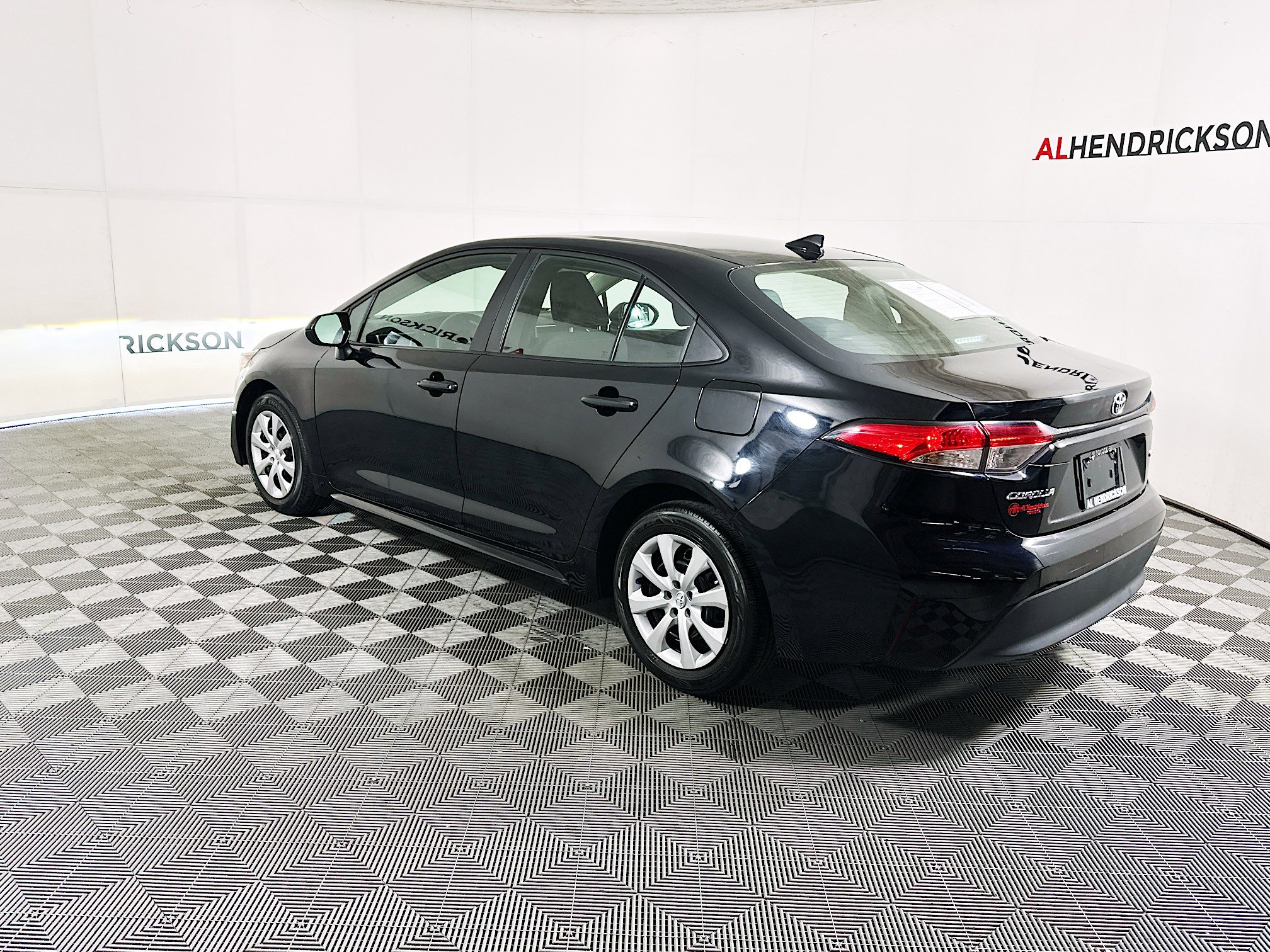 Used 2024 Toyota Corolla LE image 5