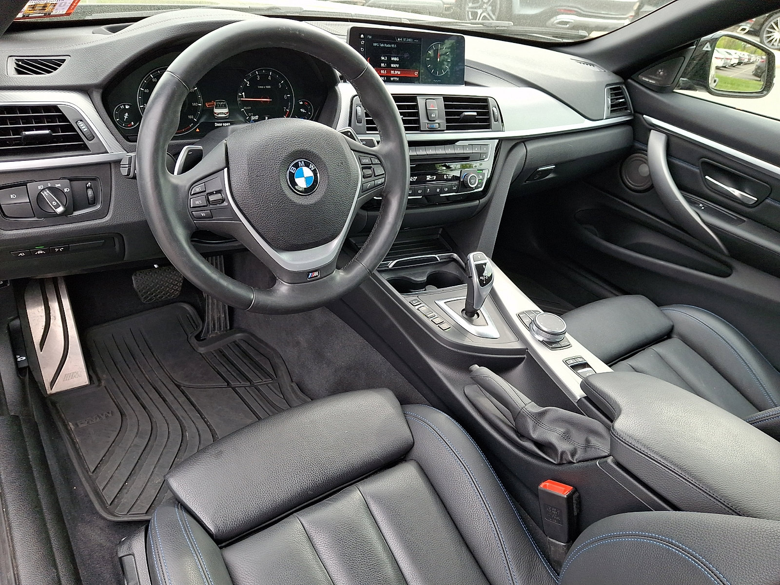 Used 2020 BMW 430i xDrive Convertible w/ M Sport Package AWD/4WD image 11