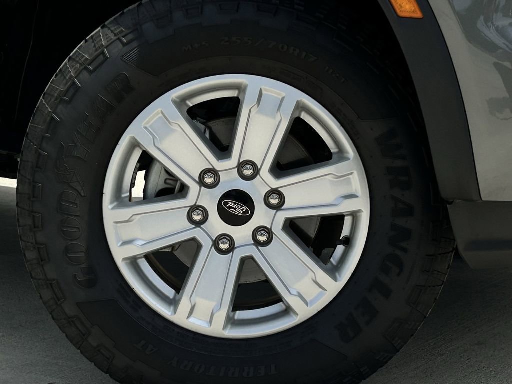 Used 2025 Ford Ranger XL image 9