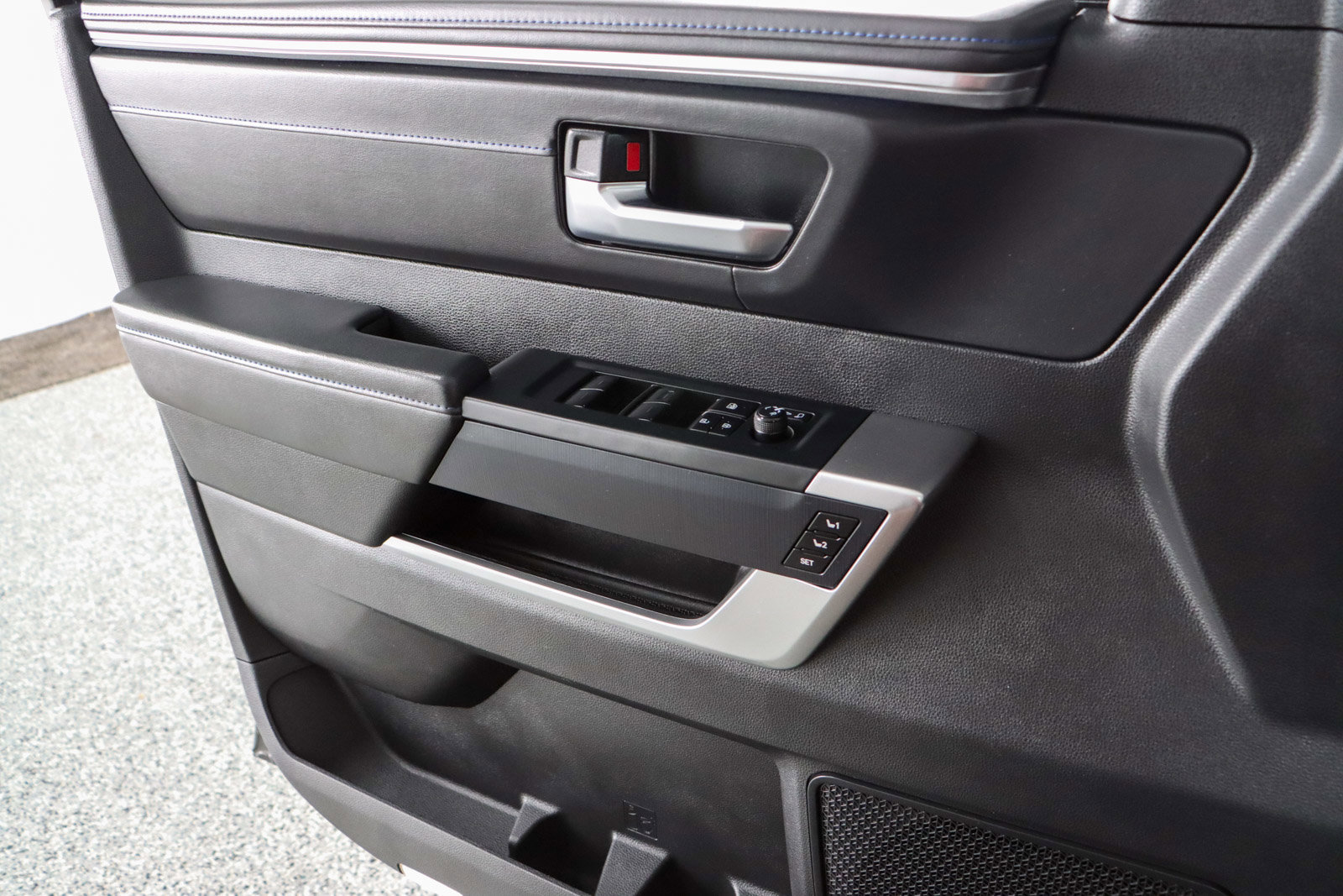 Used 2023 Toyota Tundra Platinum image 24