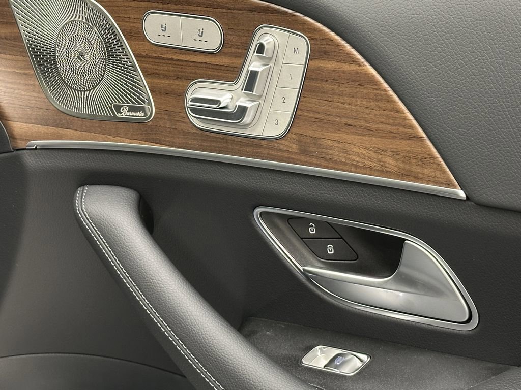New 2026 Mercedes-Benz GLS 450 4MATIC image 18