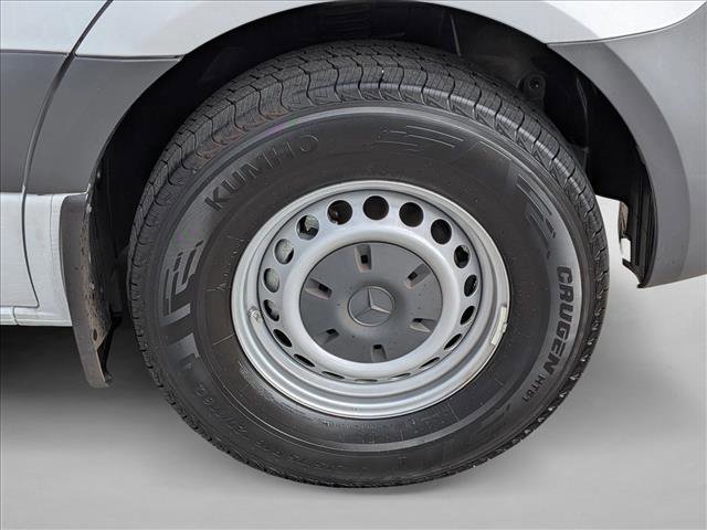 Used 2024 Mercedes-Benz Sprinter 2500 image 22