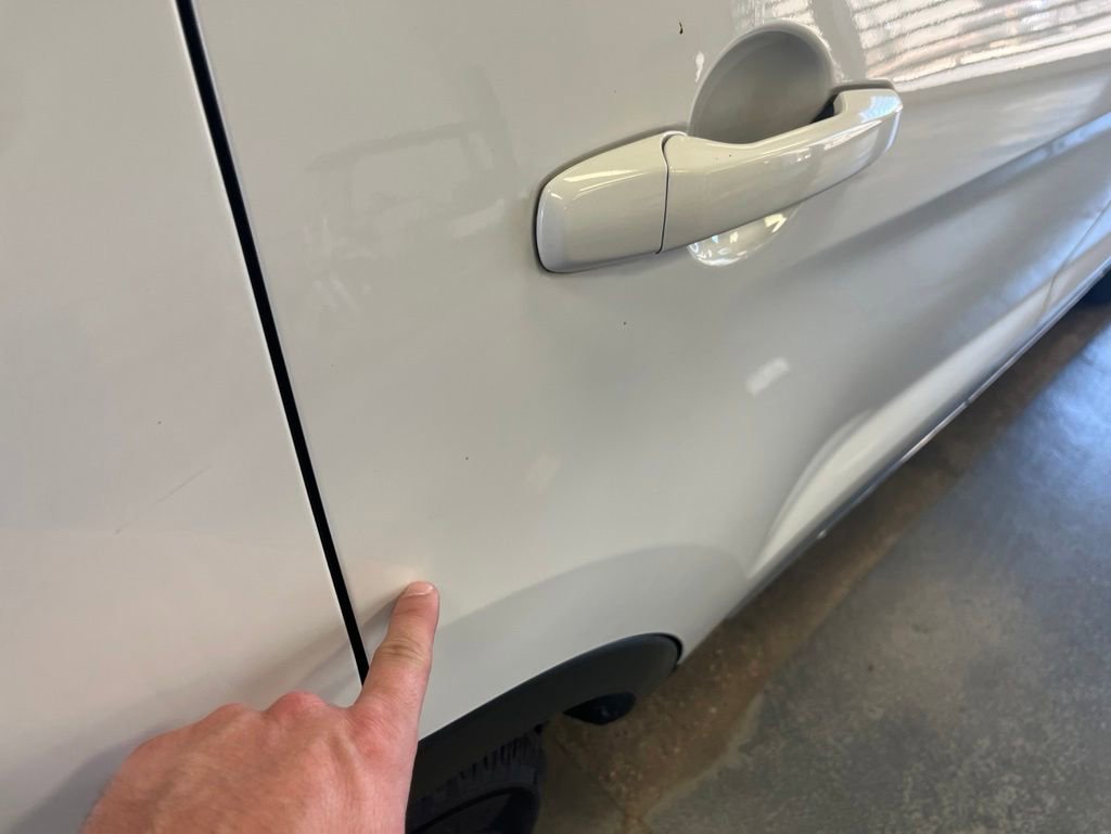 Used 2019 Ford Explorer XLT w/ Equipment Group 202A AWD/4WD image 11