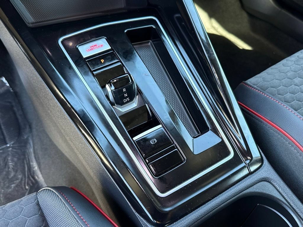 New 2026 Volkswagen GTI SE FWD image 17