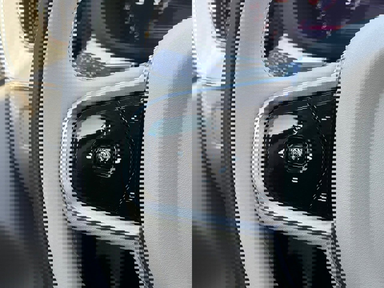 New 2026 Volvo XC60 B5 Ultra w/ Protection Package Premier image 18