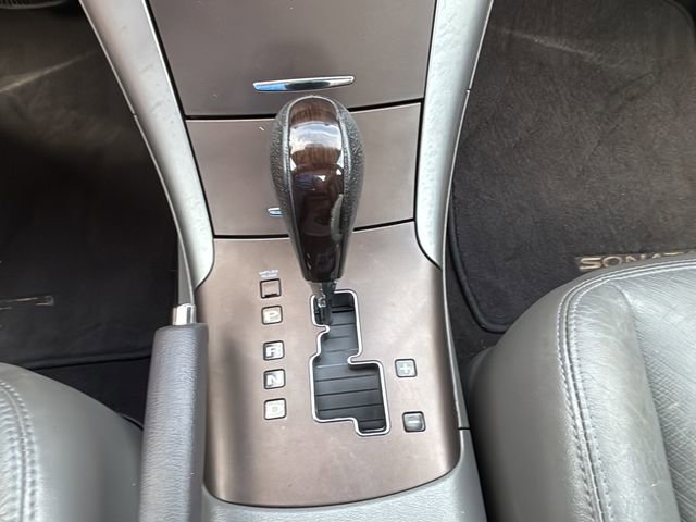 Used 2009 Hyundai Sonata Limited FWD image 24