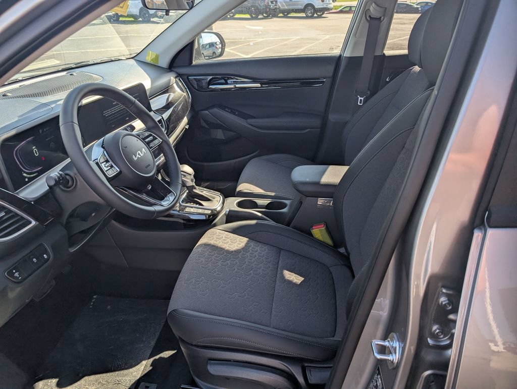 New 2026 Kia Seltos S AWD/4WD image 13