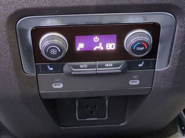 Certified 2024 Chevrolet Tahoe Z71 w/ Luxury Package image 22