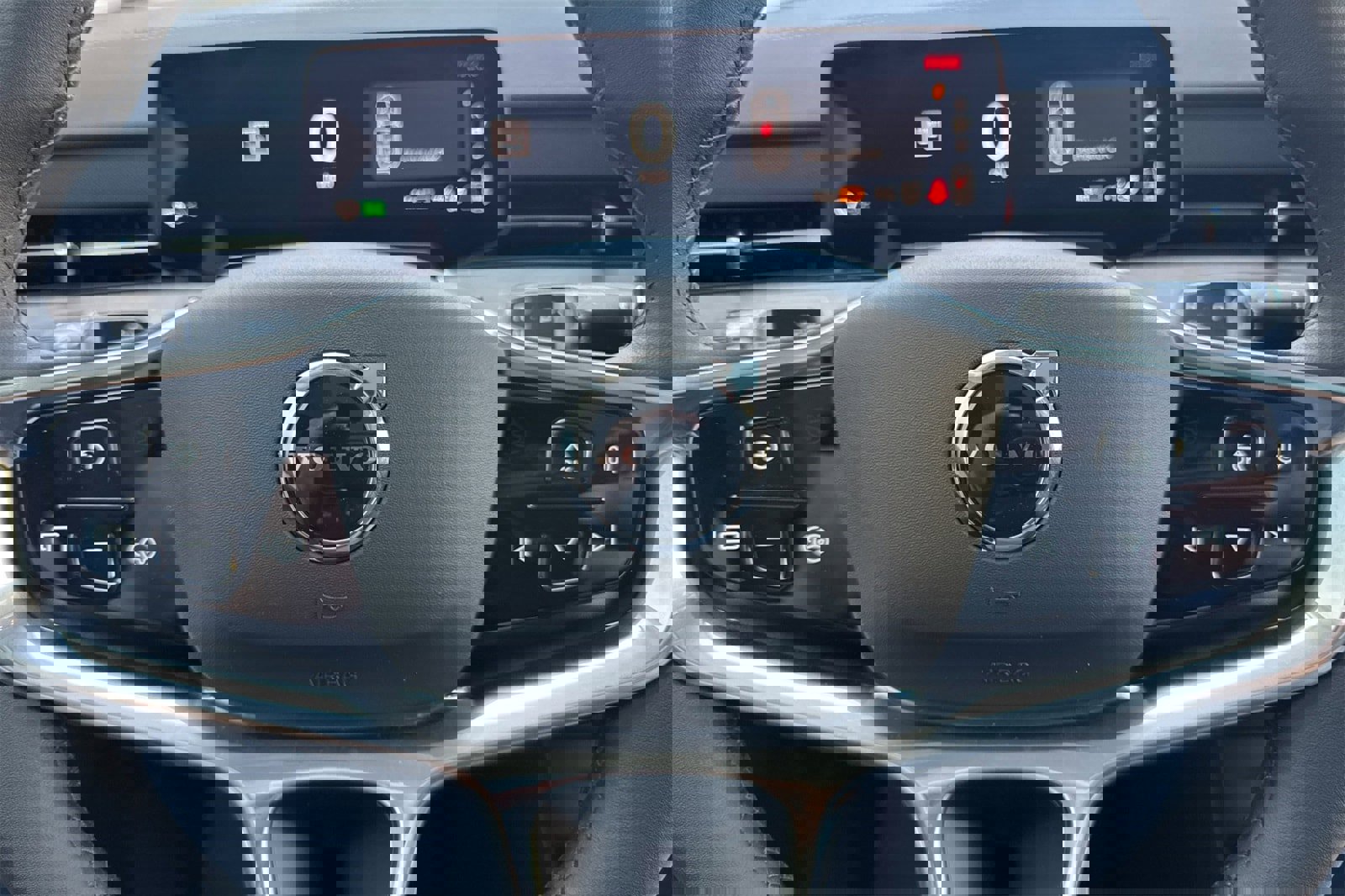 Used 2025 Volvo EX90 Ultra image 24