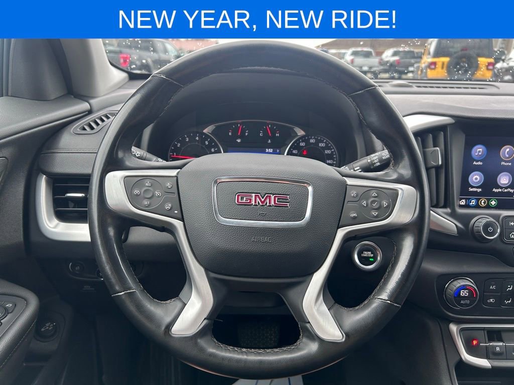 Used 2024 GMC Terrain SLT image 32