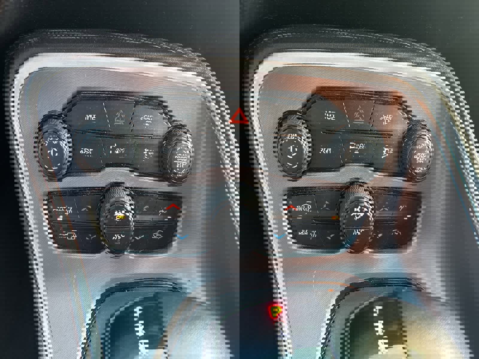 Used 2020 Dodge Challenger SXT w/ Driver Convenience Group image 35