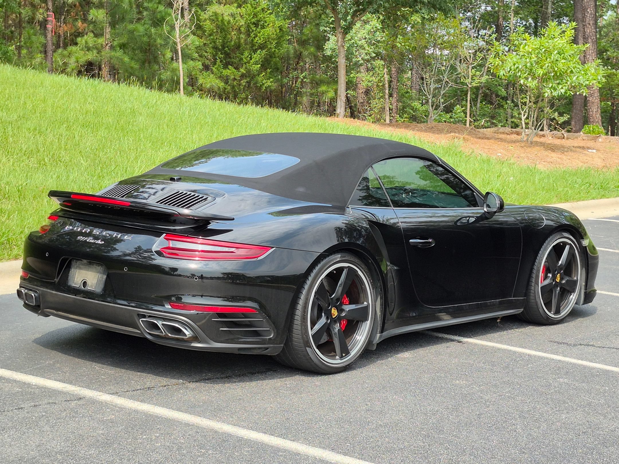 Certified 2018 Porsche 911 4 Cabriolet AWD/4WD image 23