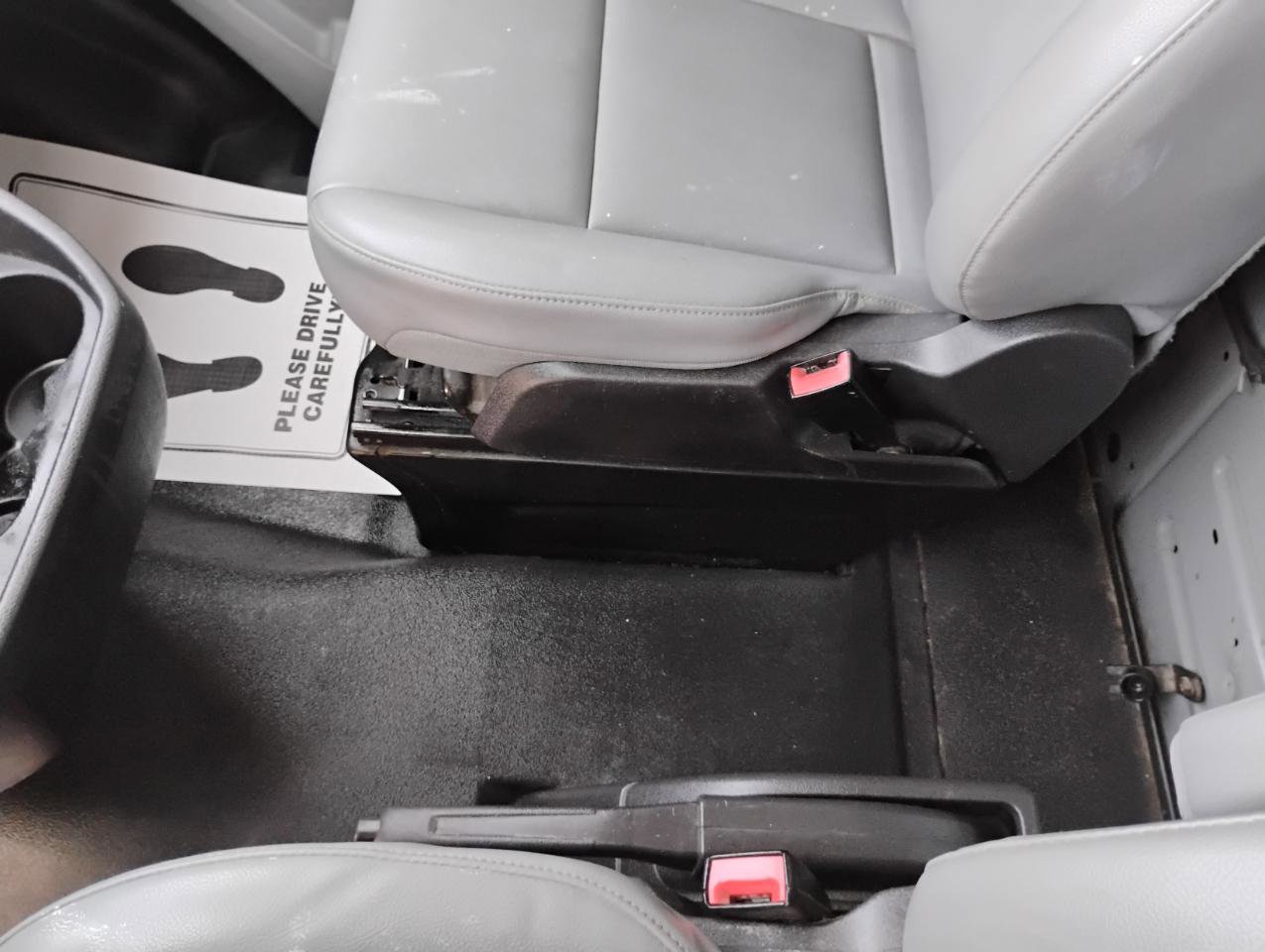 Used 2015 Ford Transit 150 130 Low Roof RWD image 7