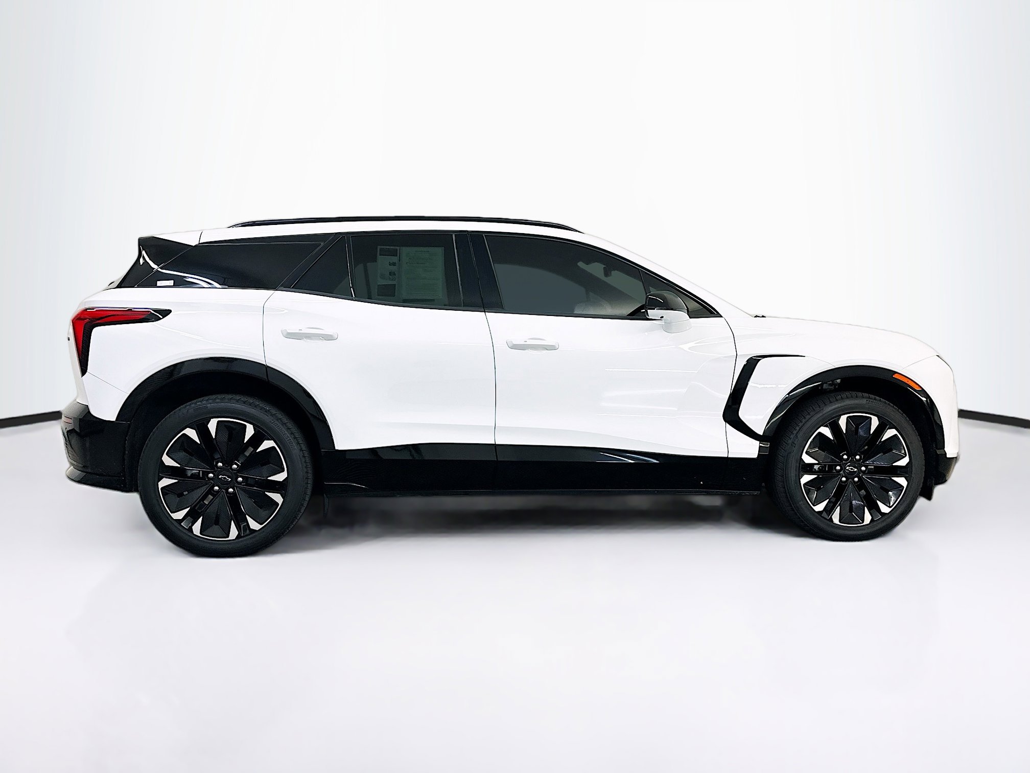 Used 2024 Chevrolet Blazer EV RS AWD/4WD image 10