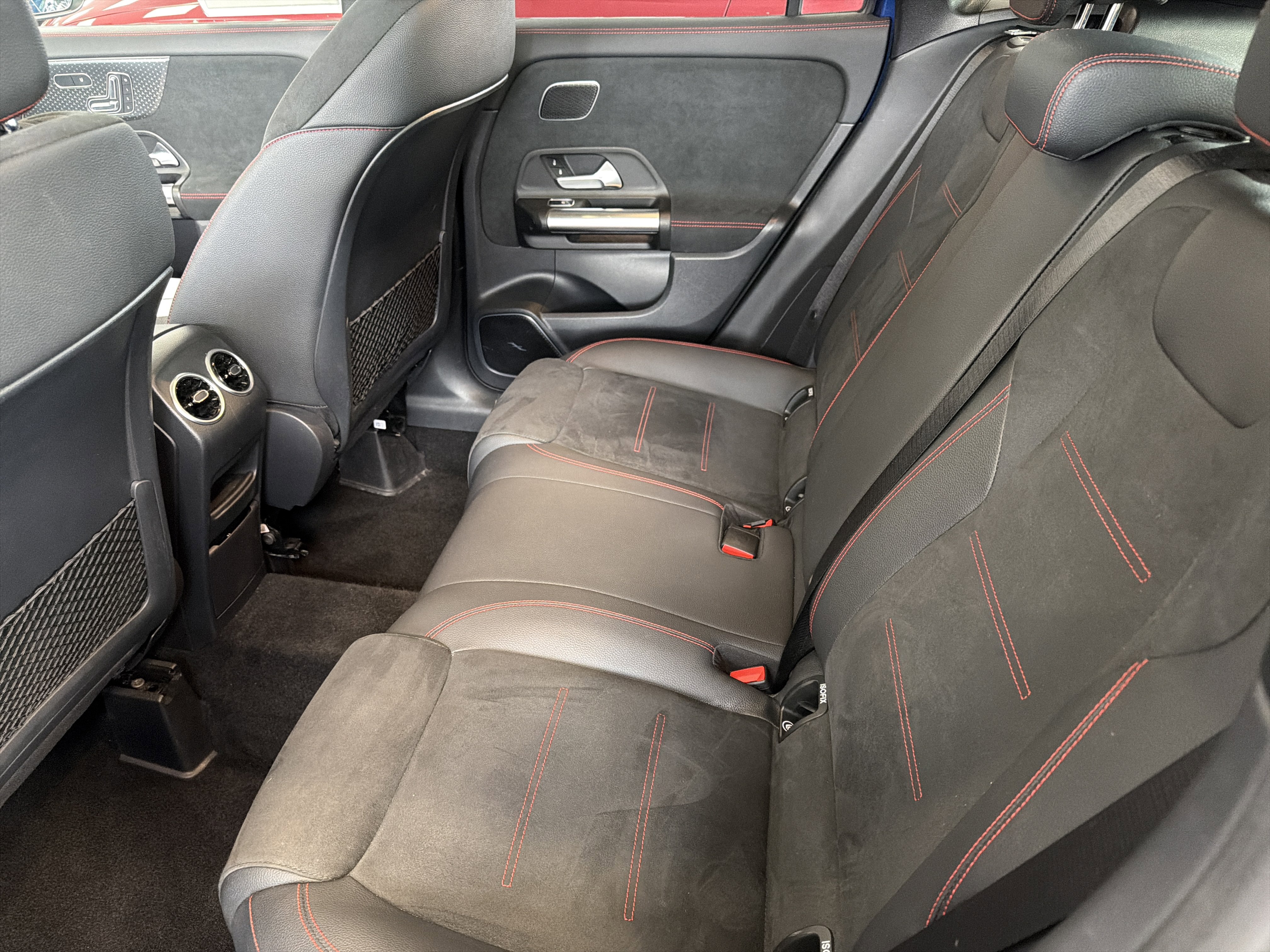 Certified 2025 Mercedes-Benz GLA 250 4MATIC image 25