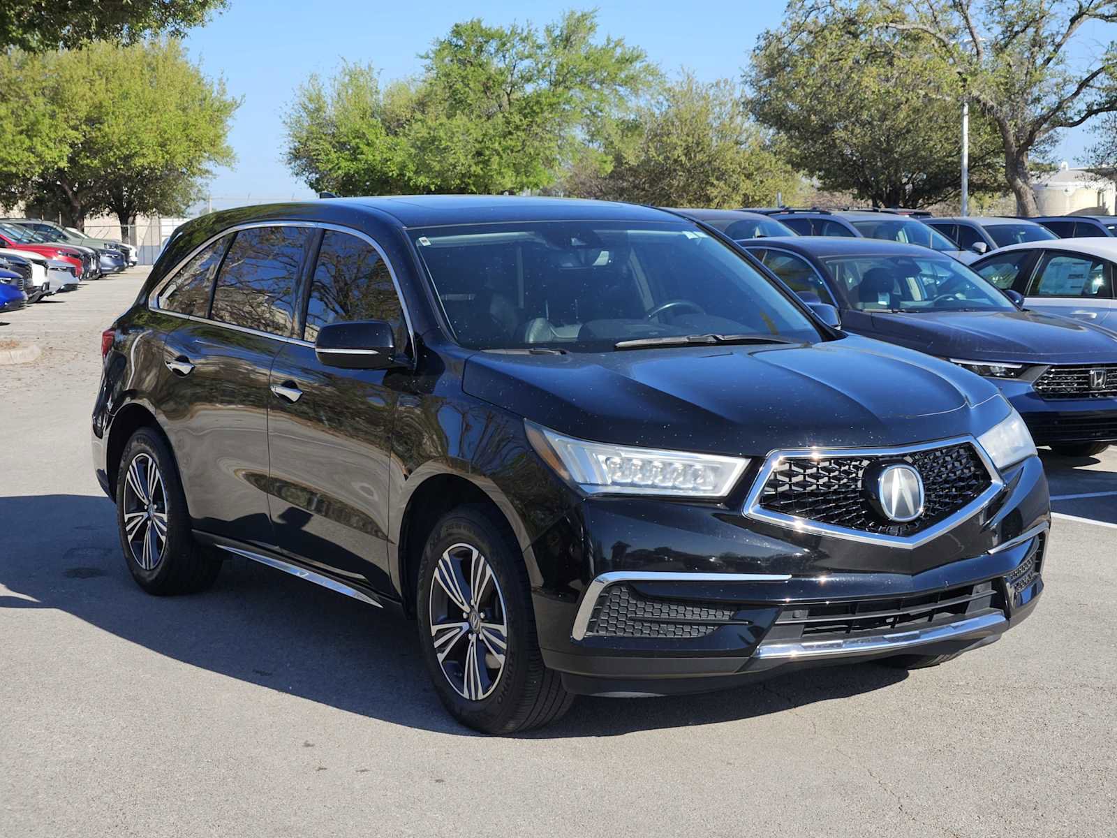 Used 2017 Acura MDX FWD image 3