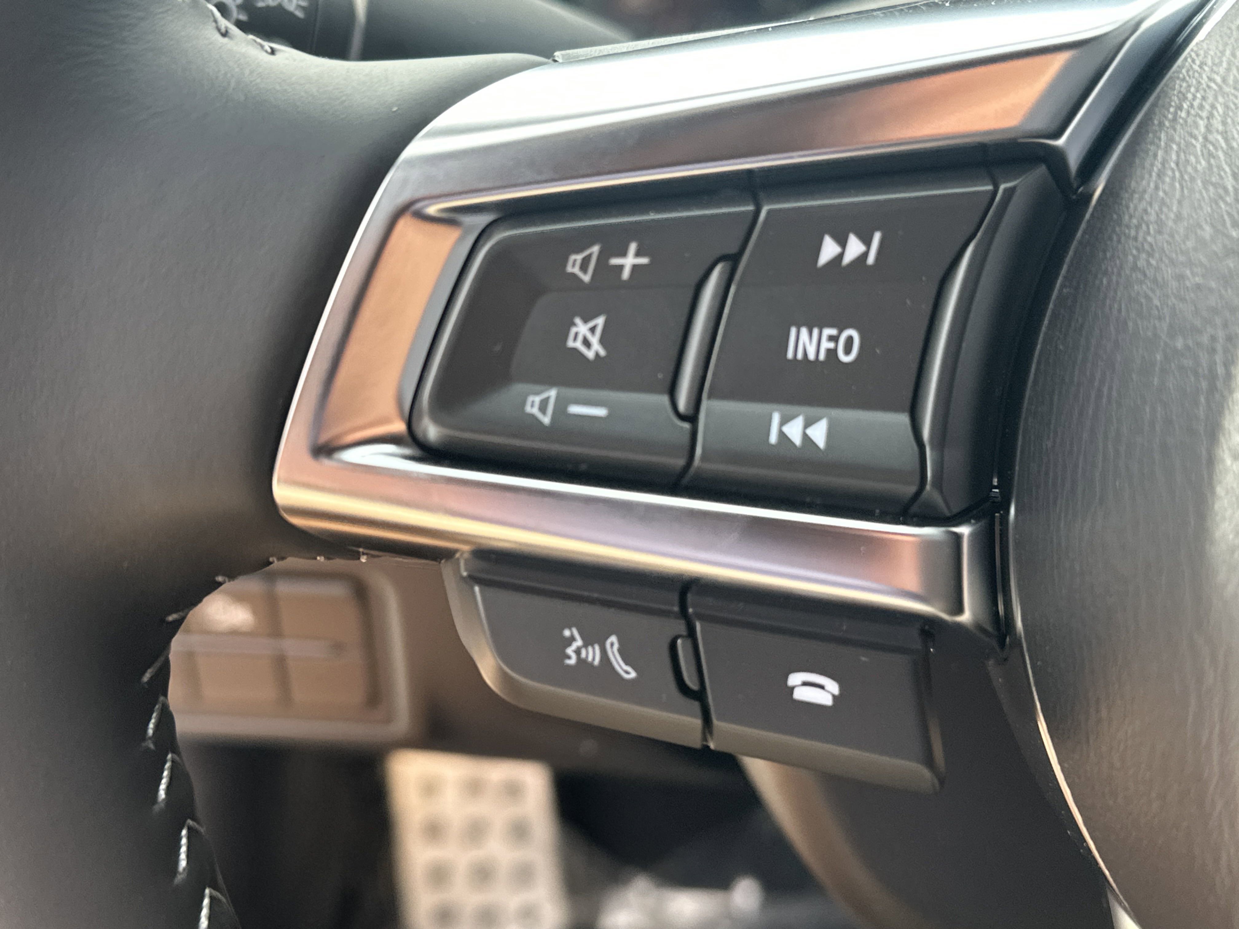 New 2025 MAZDA MX-5 Miata Club w/ Interior Package image 18