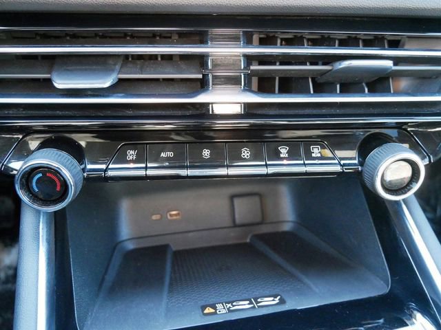 Used 2024 Chevrolet Traverse Z71 w/ Enhanced Driving Package image 23