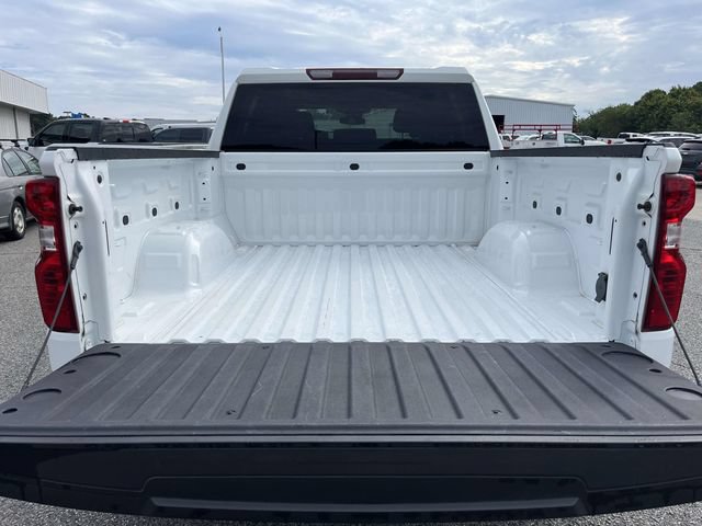 Used 2023 Chevrolet Silverado 1500 LT AWD/4WD image 12