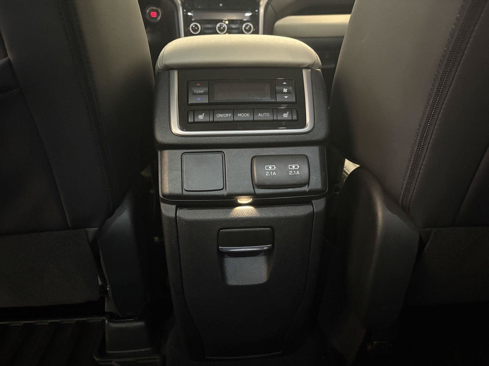 Used 2020 Subaru Ascent Limited AWD/4WD image 36