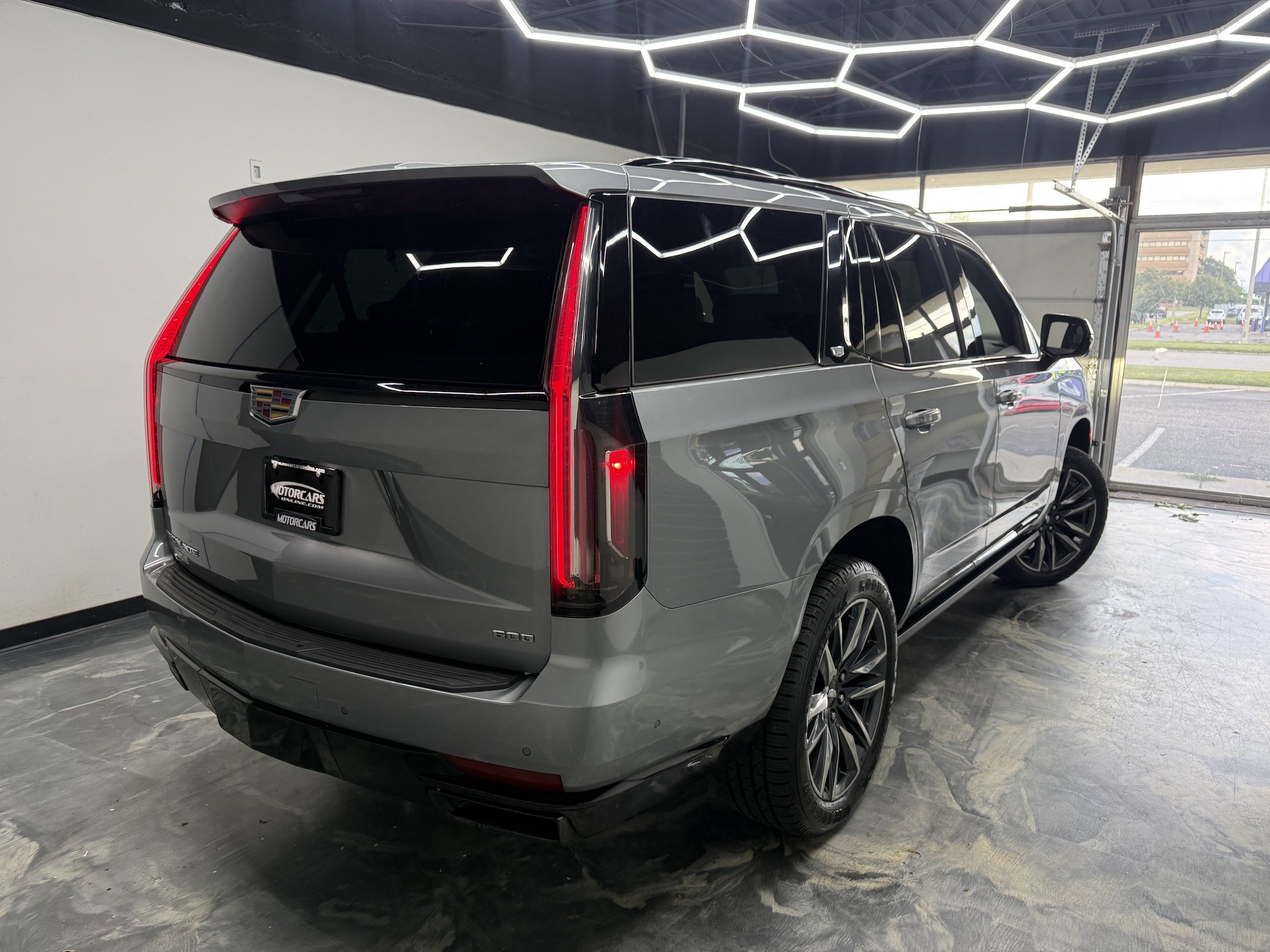 Used 2023 Cadillac Escalade Sport w/ LPO, ONYX Package AWD/4WD image 2