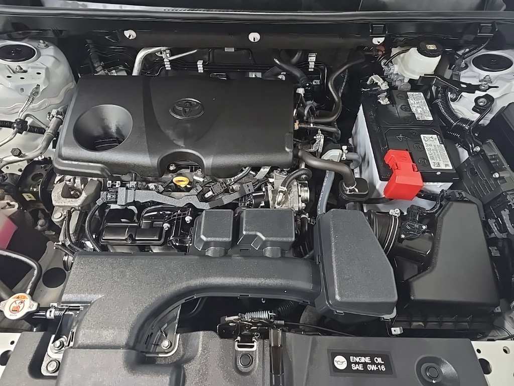 Used 2023 Toyota RAV4 XLE image 13