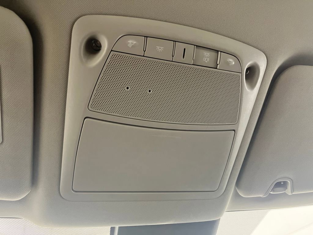 Used 2019 Nissan Rogue S image 73